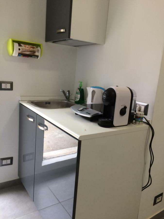 La Casa Bianca Apartment Роцано Екстериор снимка
